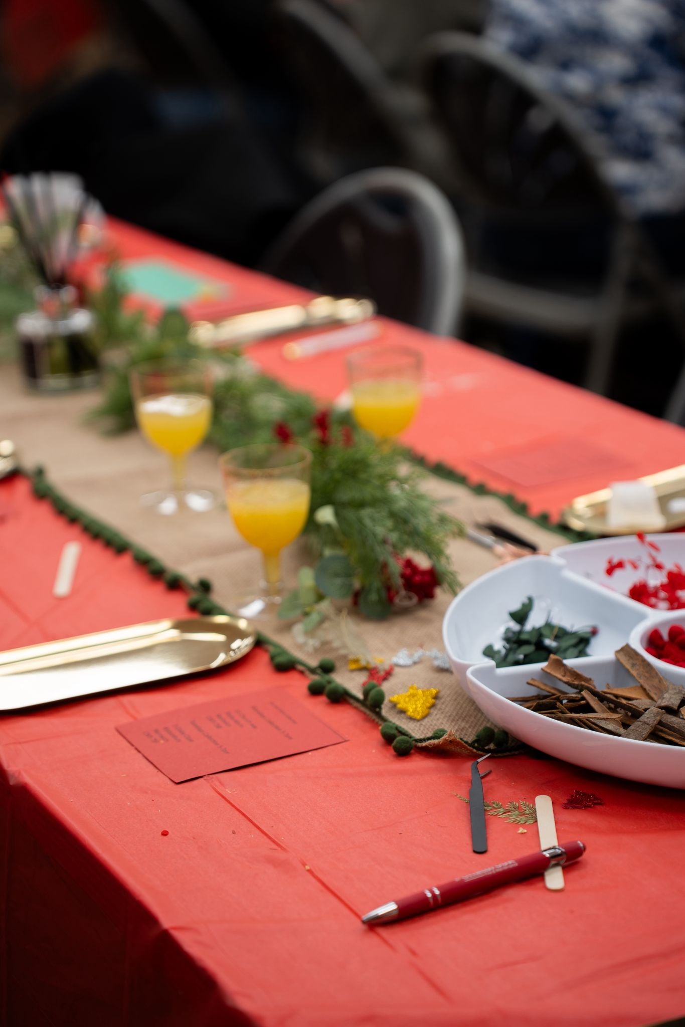 Sip & Wick Christmas Workshop - Sunday 15th November 11-1pm (Botanical Candle)