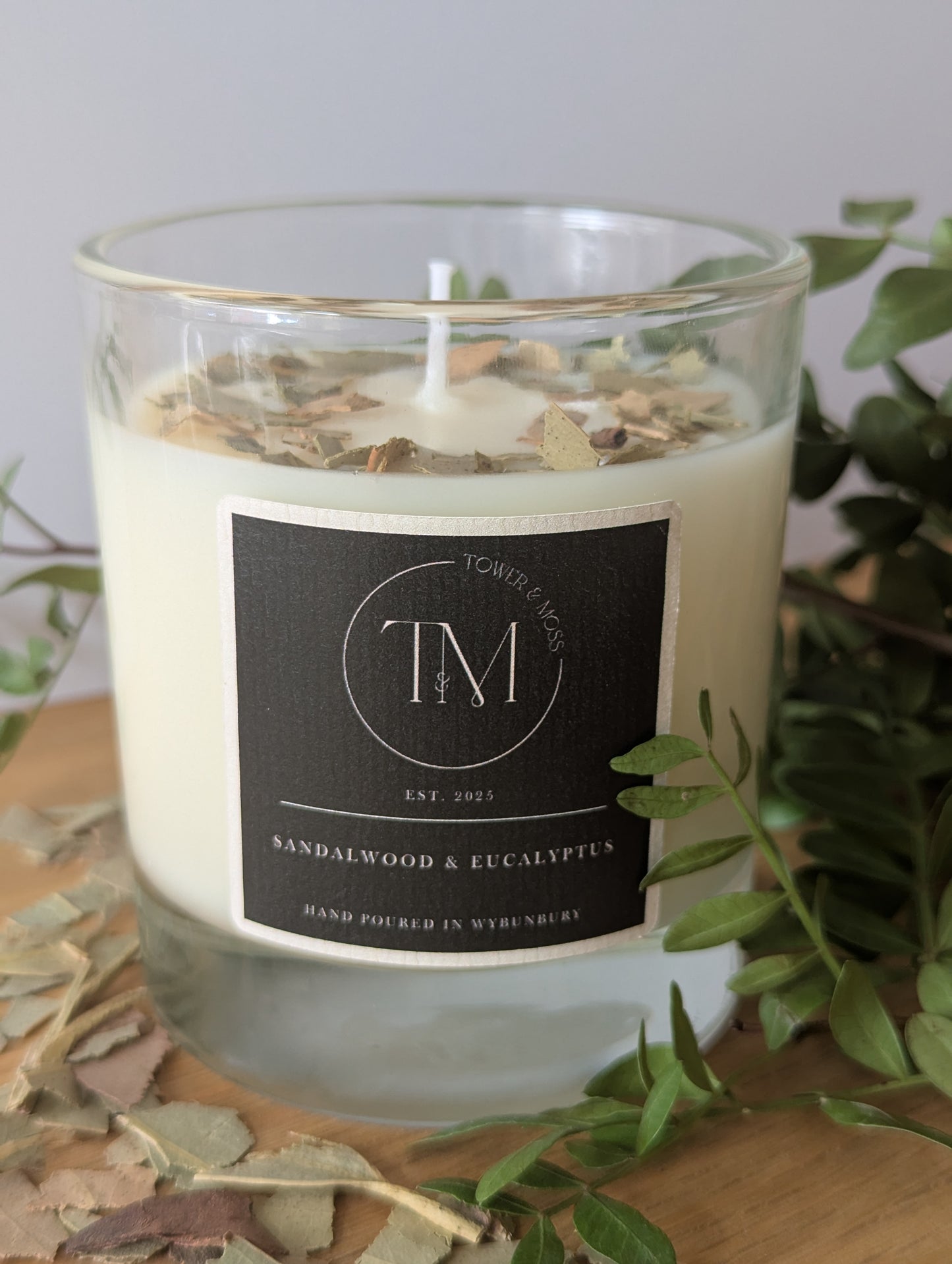 Sandalwood & Eucalyptus Candle 300ml