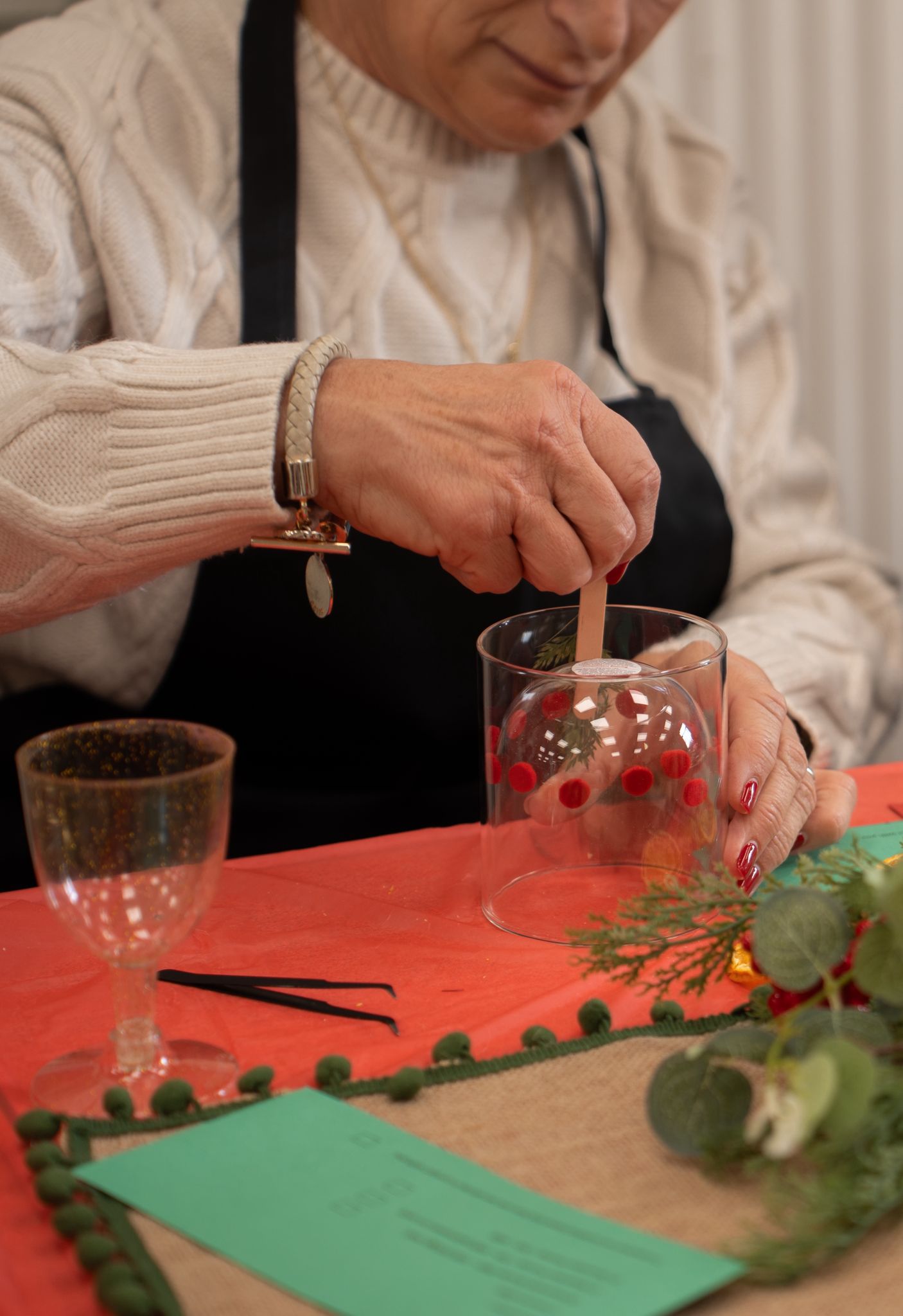 Sip & Wick Christmas Workshop - Sunday 15th November 11-1pm (Botanical Candle)